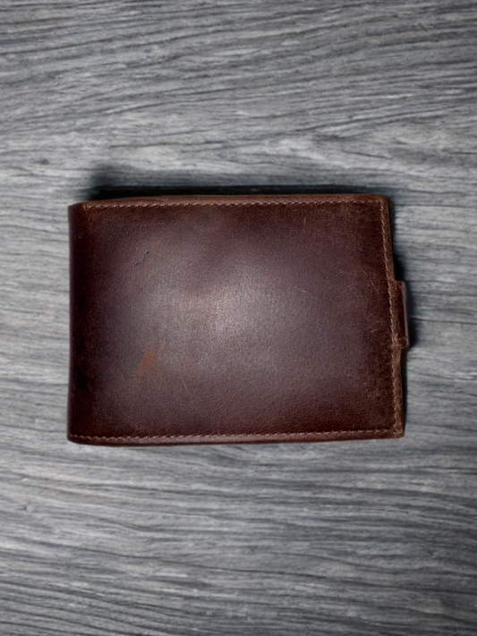 Hunter Bifold wallet with multi compartment and loop