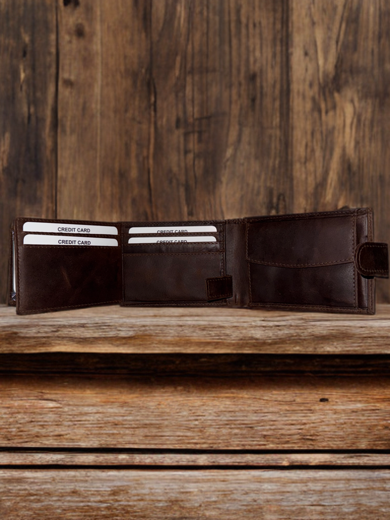 Hunter Bifold wallet with multi compartment and loop