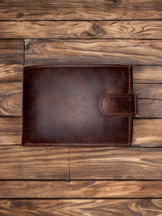 Hunter Bifold wallet with multi compartment and loop