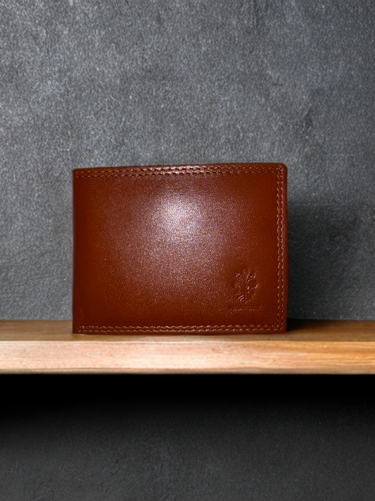 Dollar size wallet made of exclusive genuine VT leather