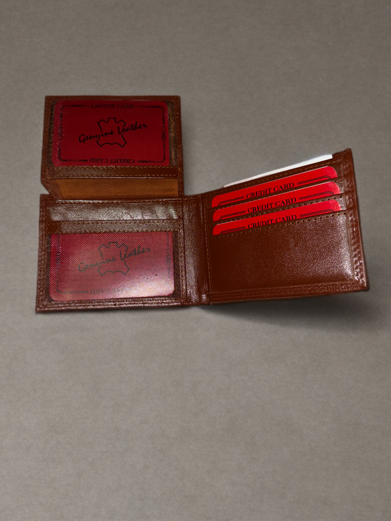 Dollar size wallet made of exclusive genuine VT leather
