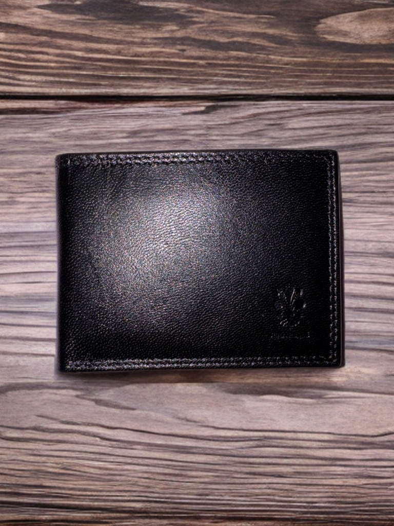 Dollar size wallet made of exclusive genuine VT leather