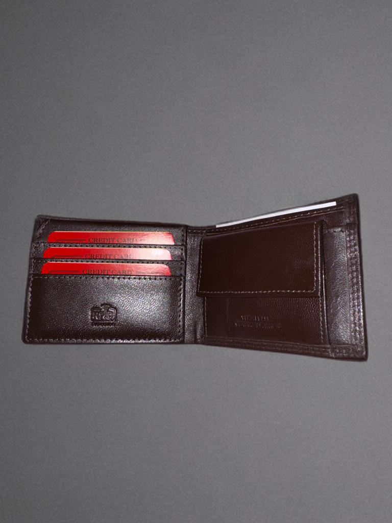 Dollar size wallet made of exclusive genuine VT leather