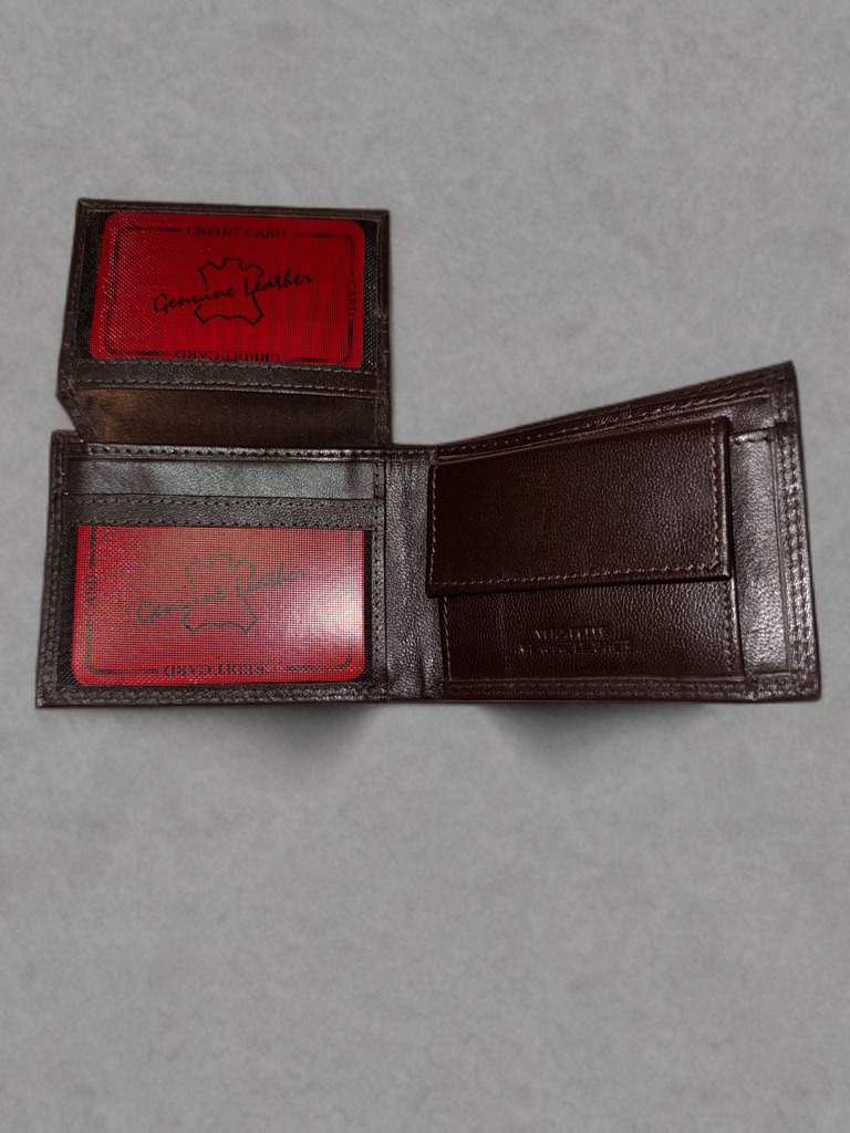 Dollar size wallet made of exclusive genuine VT leather
