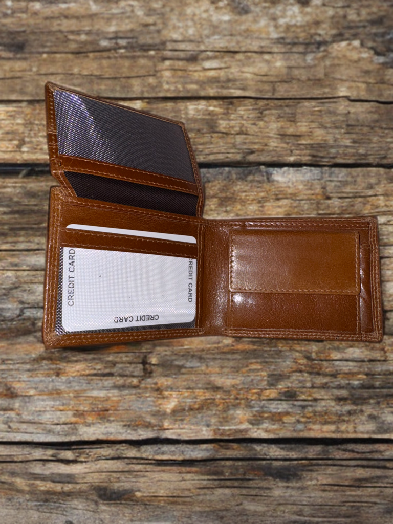 Dollar size wallet made of exclusive genuine VT leather