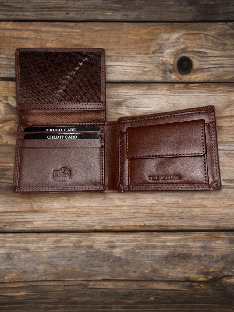 Dollar size wallet made of exclusive genuine VT leather